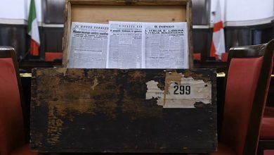 Manifesti e documenti prime elezioni milanesi